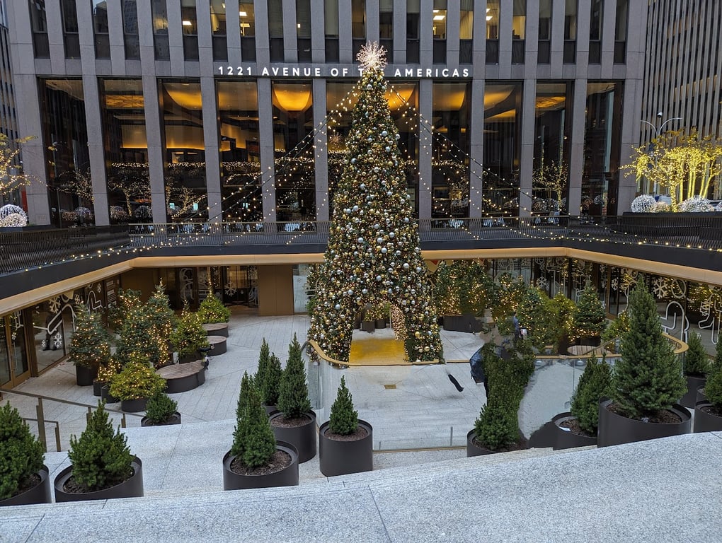 Rockefeller Group Business Centers - 1221 Avenue of the America