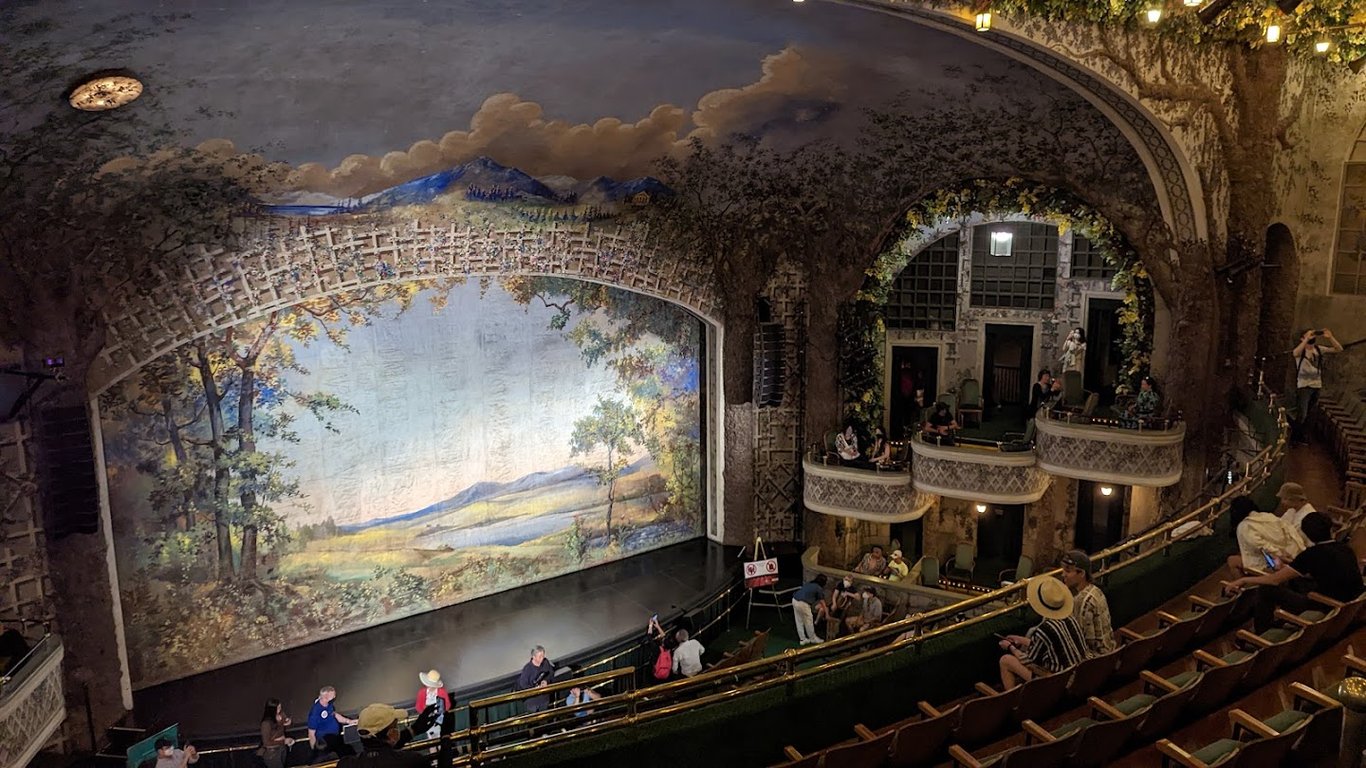 The Elgin and Winter Garden Theatre Centre