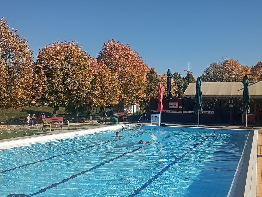 Hőforrás Hotel*** és Üdülőpark