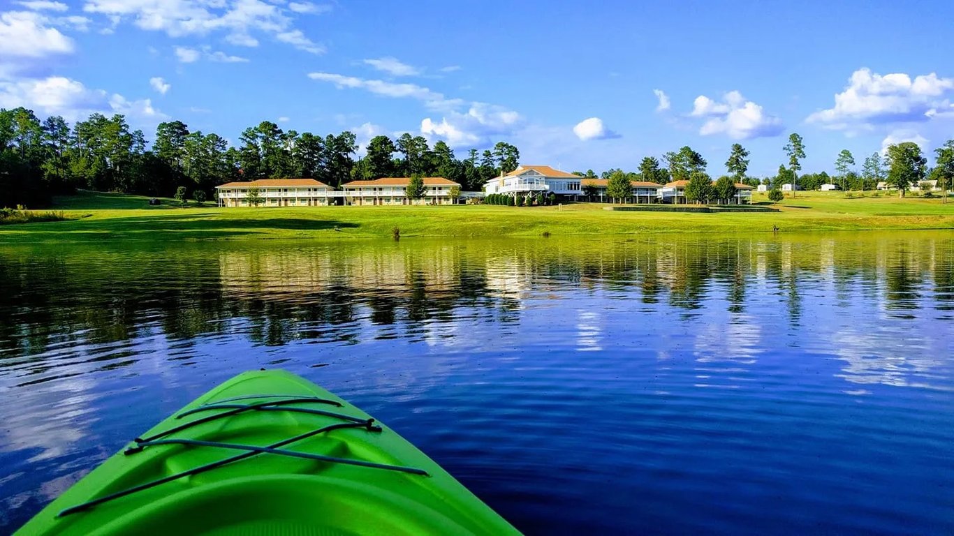 Lakeside Retreat & Event Center