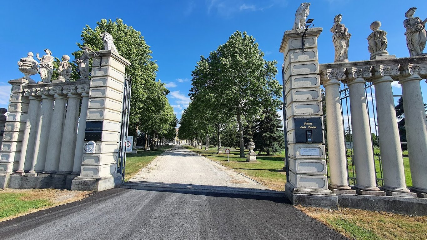 Princess Palace & Golf