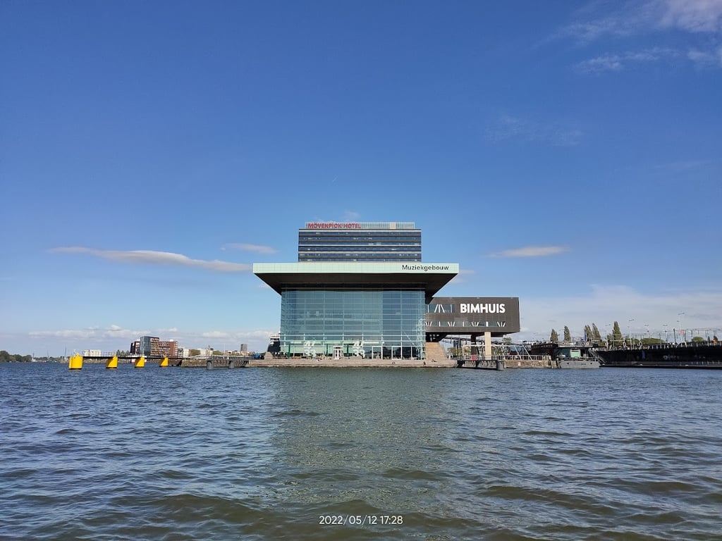 Muziekgebouw aan 't IJ