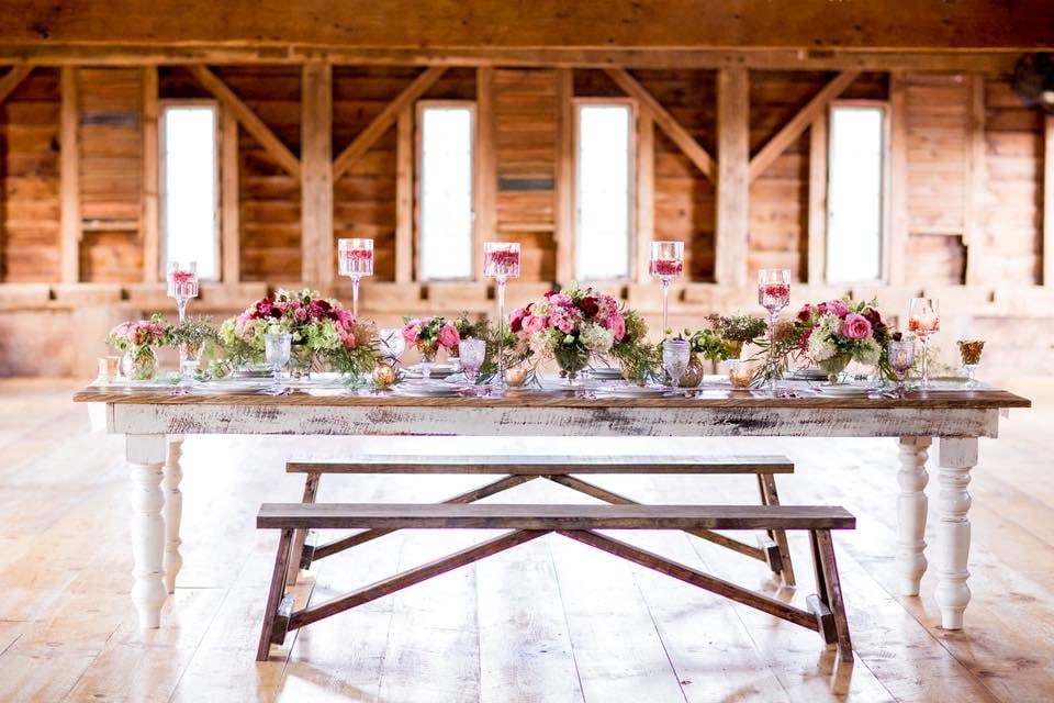 Wedding Barn at Lakota’s Farm