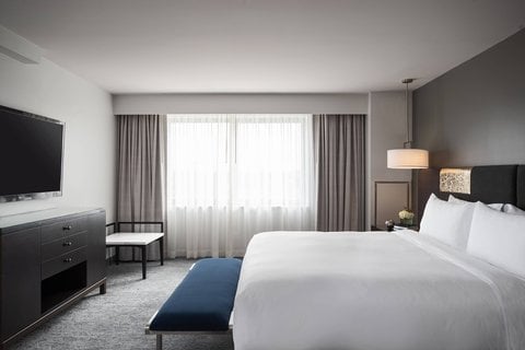 The Baronette Renaissance Detroit-Novi Hotel