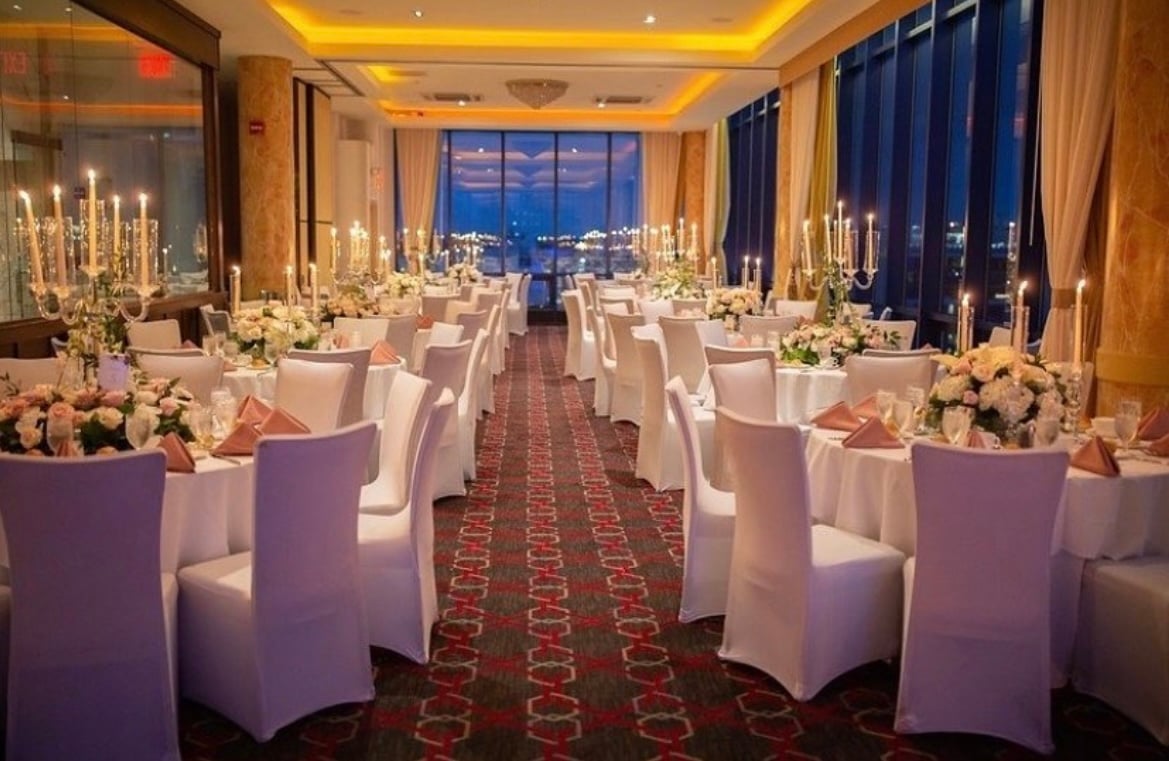 Vista Penthouse & Sky Lounge