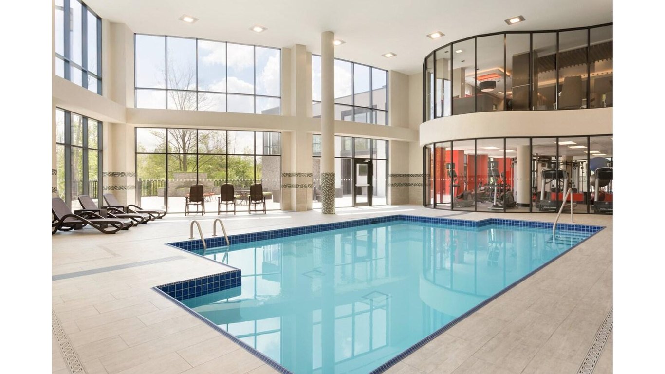 Courtyard by Marriott Toronto Mississauga/West