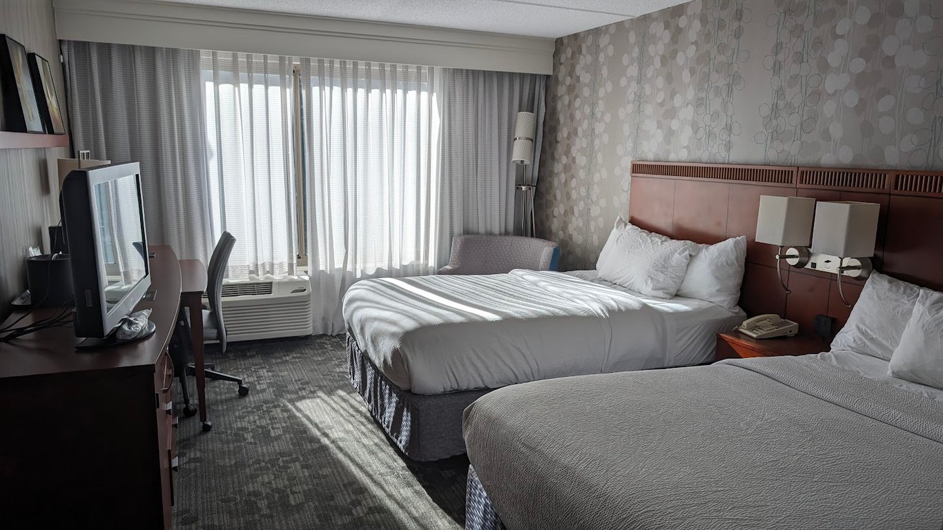 Courtyard Nashua