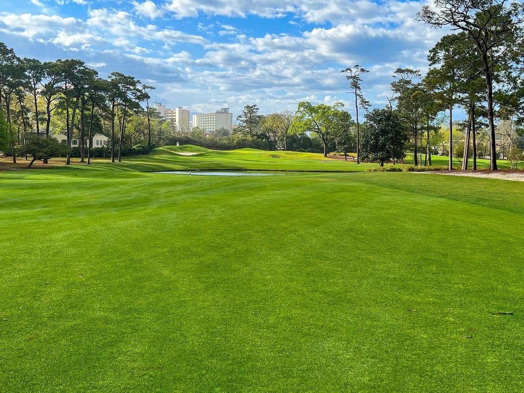 Pine Lakes Country Club