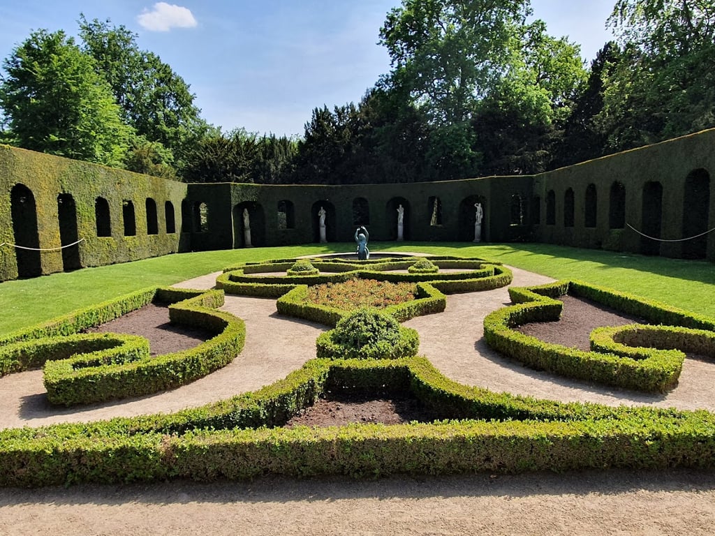 Chateau La Hulpe