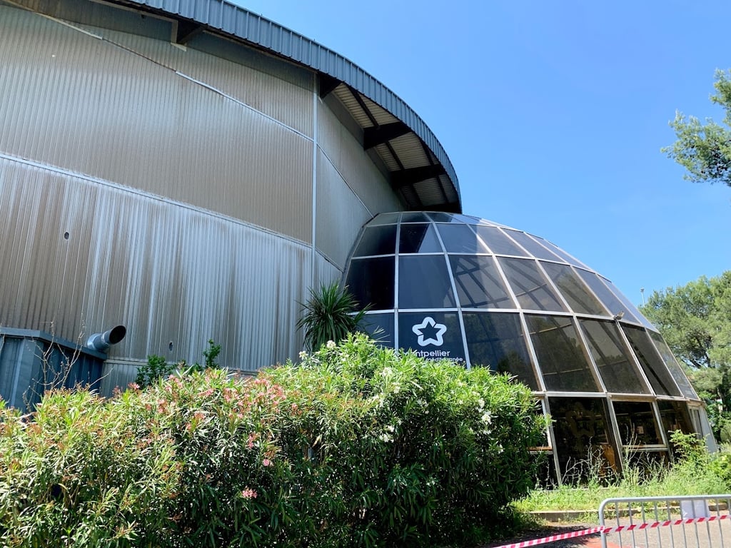 Le Palais des Sports FDI Stadium
