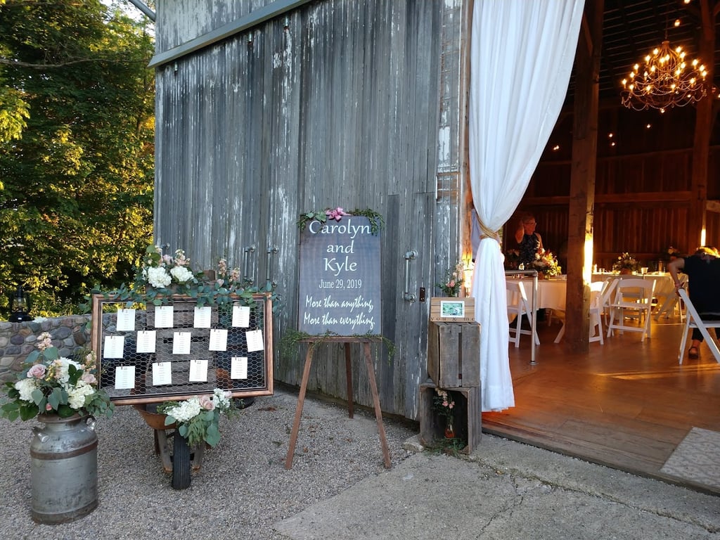 Hidden Vineyard Wedding Barn