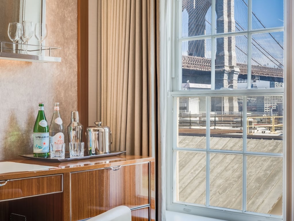 33 Seaport Hotel New York