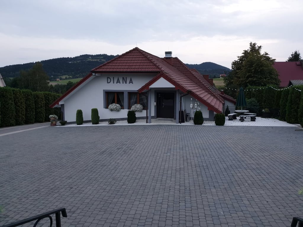 Dom Weselny Diana