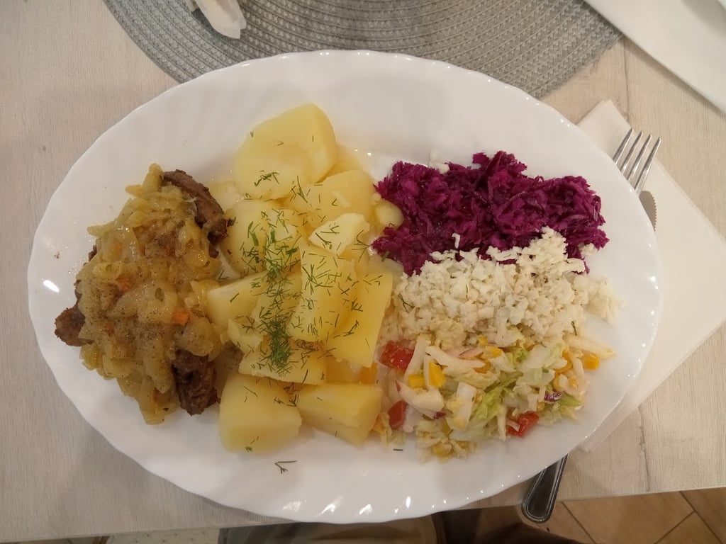 Sławianka - obiady , noclegi , catering , imprezy okolicznościowe