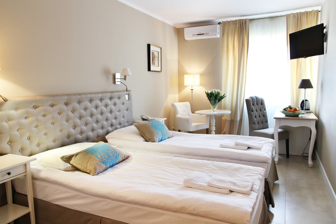 Riviera Resort