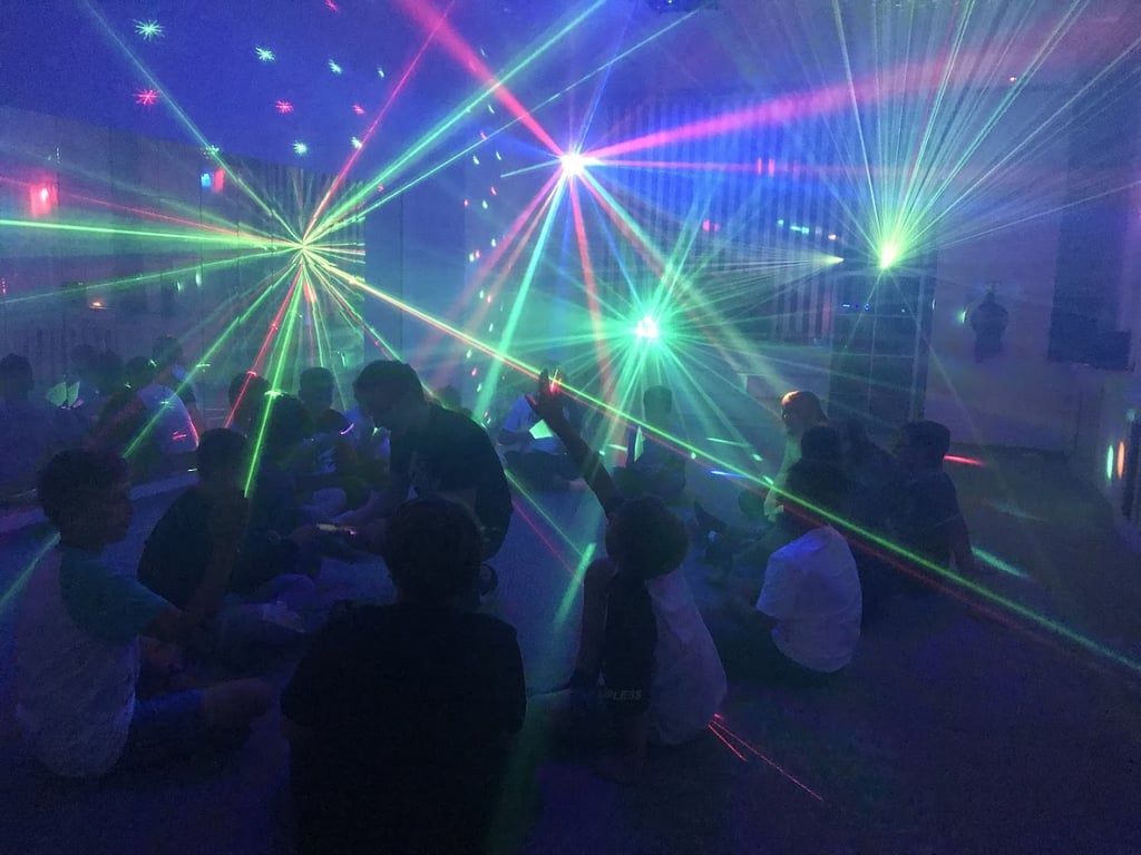 Klub urodzinowy KAMELEON