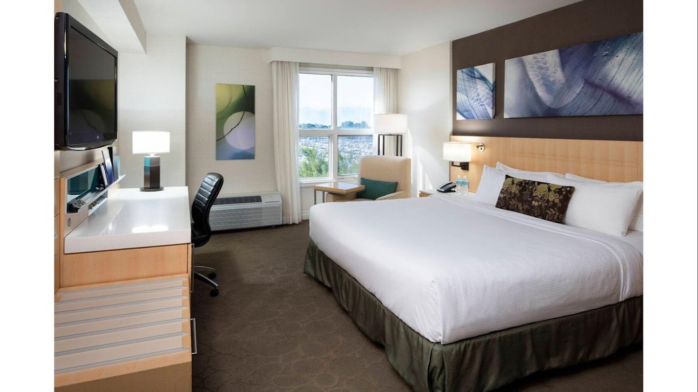 Delta Hotels by Marriott Grand Okanagan Resort
