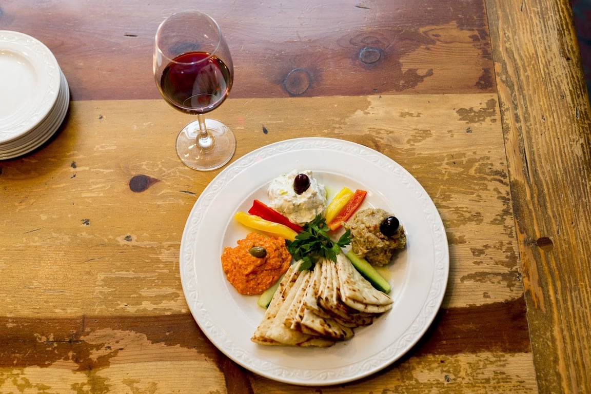Estia Restaurant