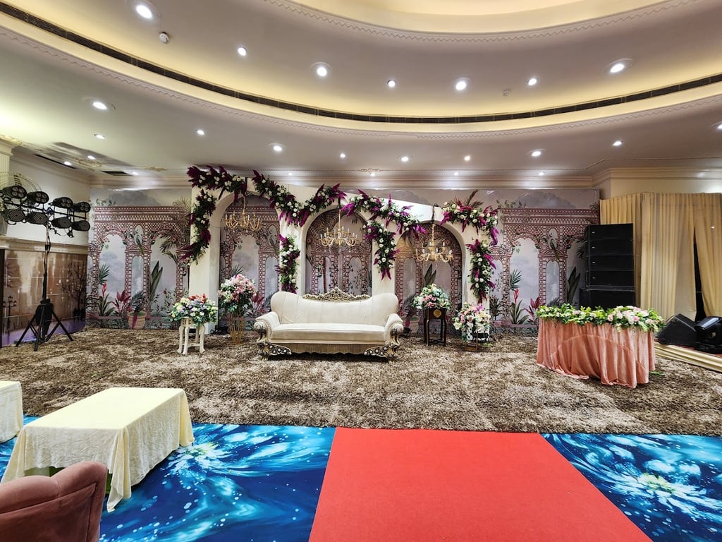 Hotel Mandakini Royale