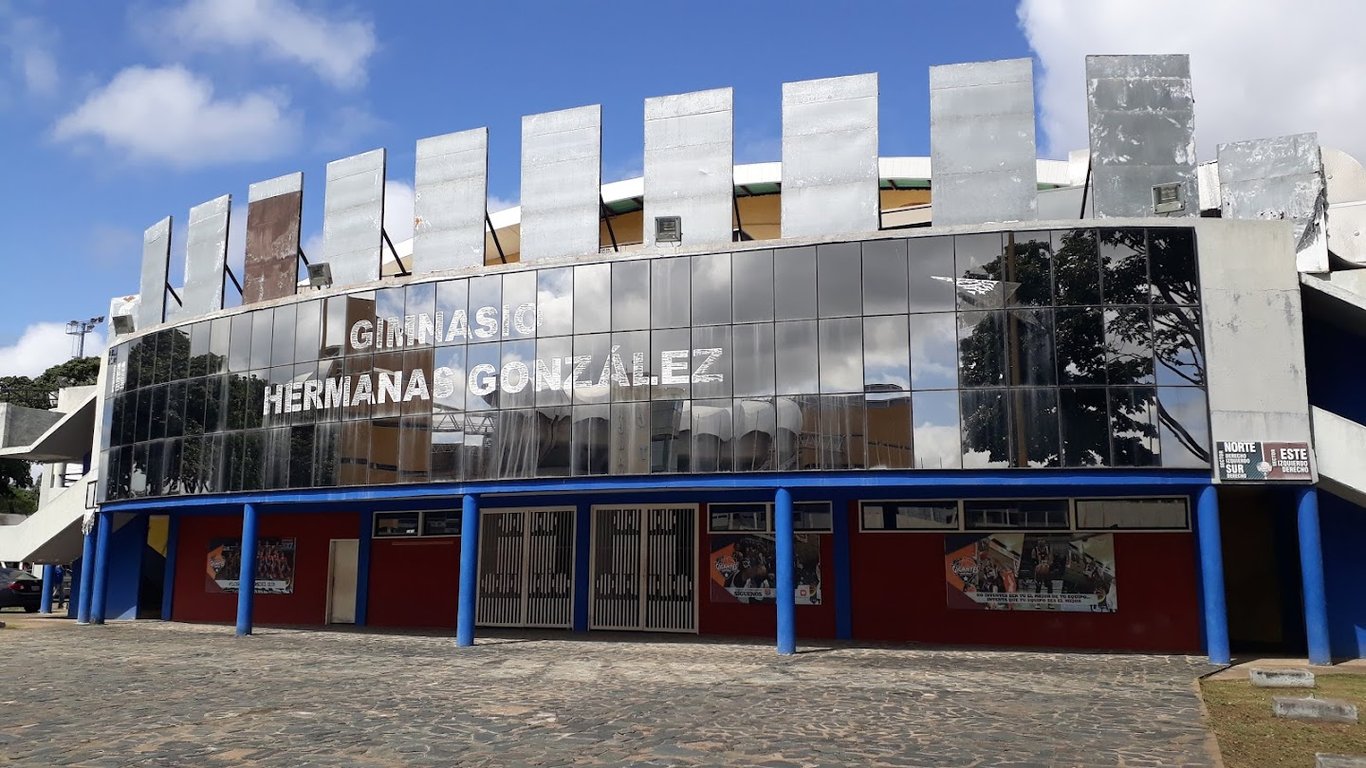 Gimnasio Hermanas González