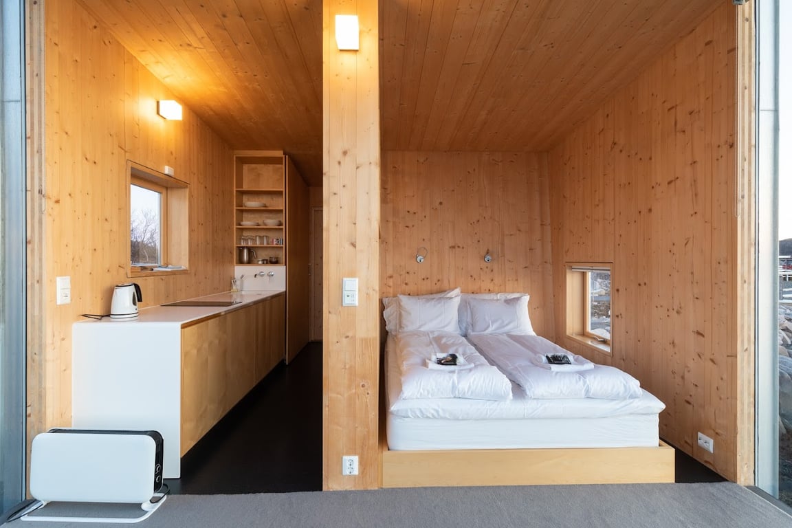 Manshausen Island resort