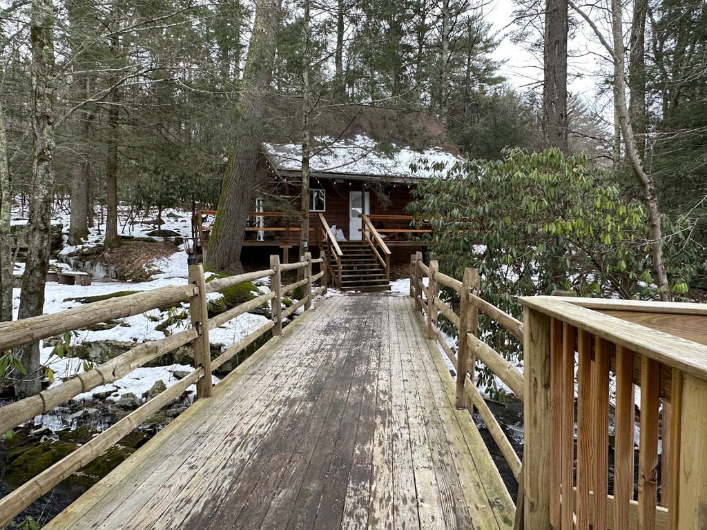 Magnolia Streamside Resort