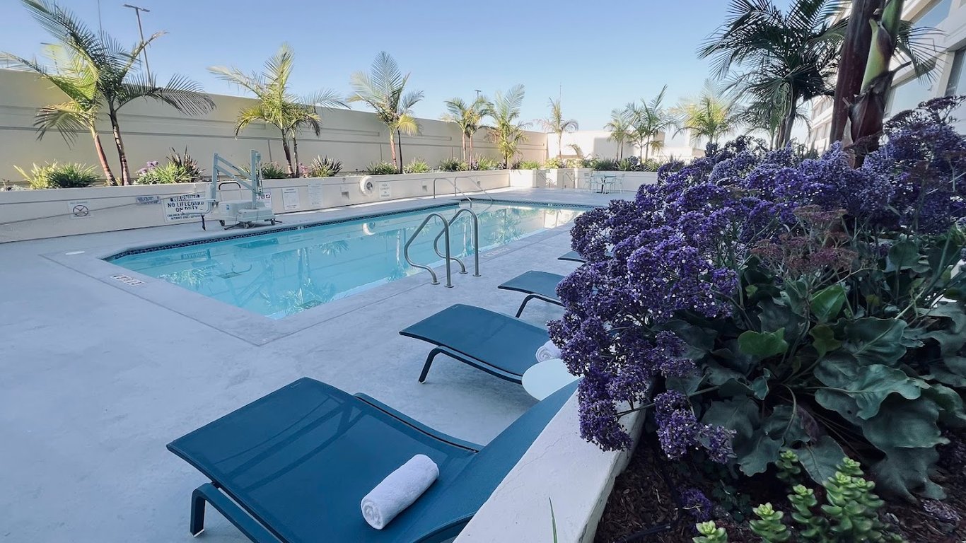 The Westin Los Angeles Airport
