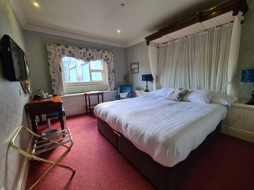 Arbutus Hotel