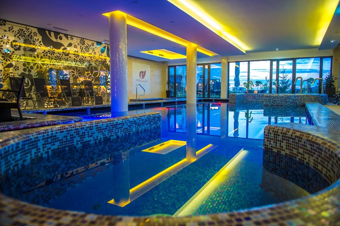 Castellum Hotel Hollókő