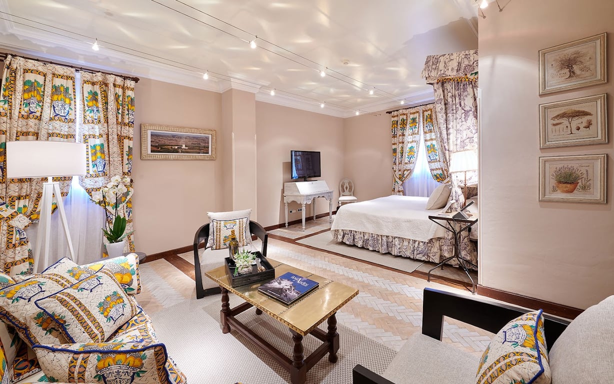 Hotel Pago De Cirsus