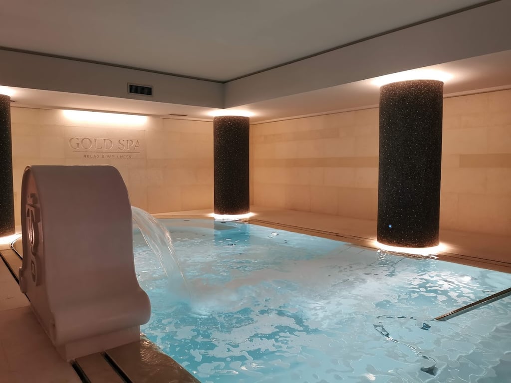 Gold Tower Lifestyle Hotel