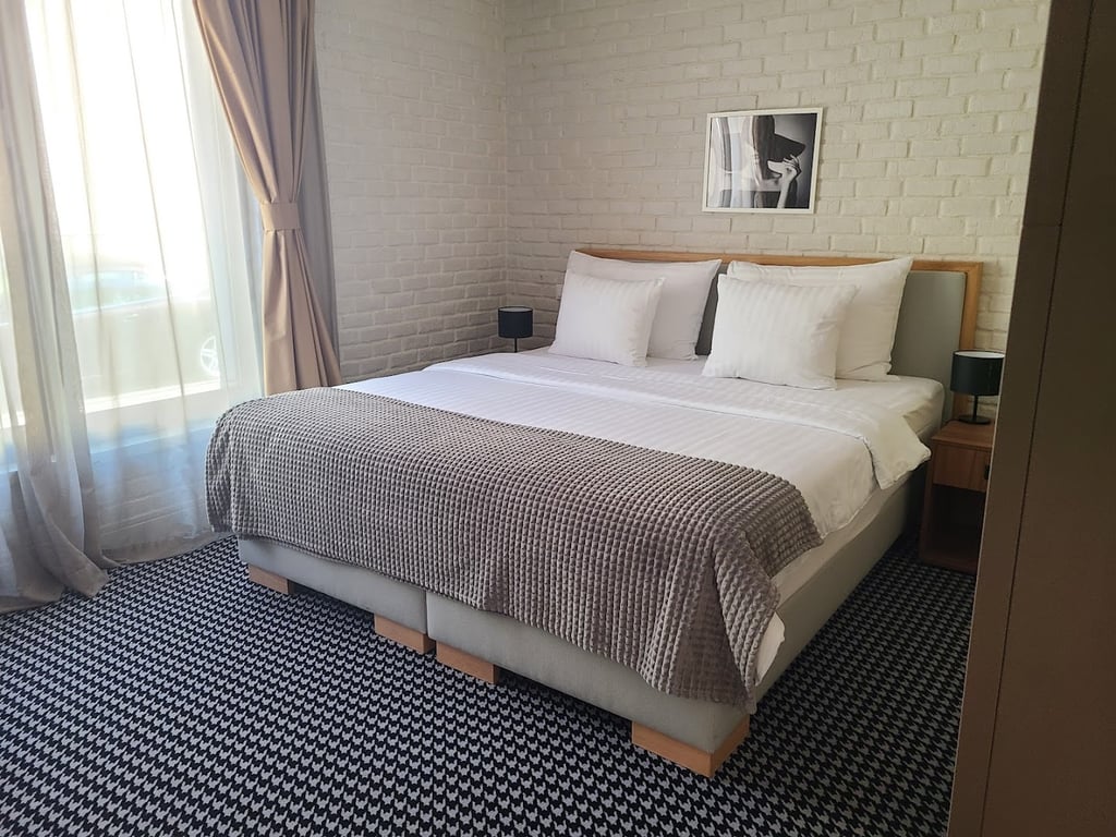 Livris Hotel