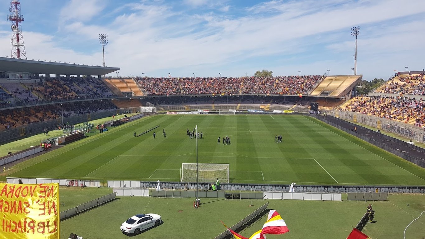 Stadio Ettore Giardiniero - Via del Mare