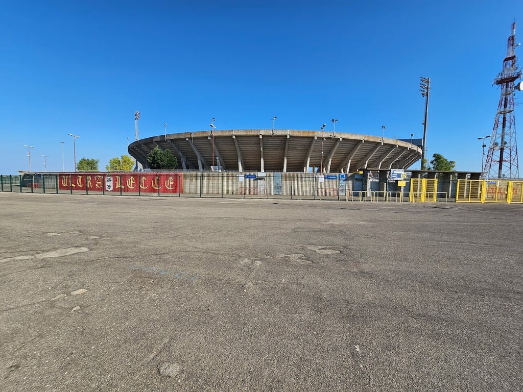 Stadio Ettore Giardiniero - Via del Mare