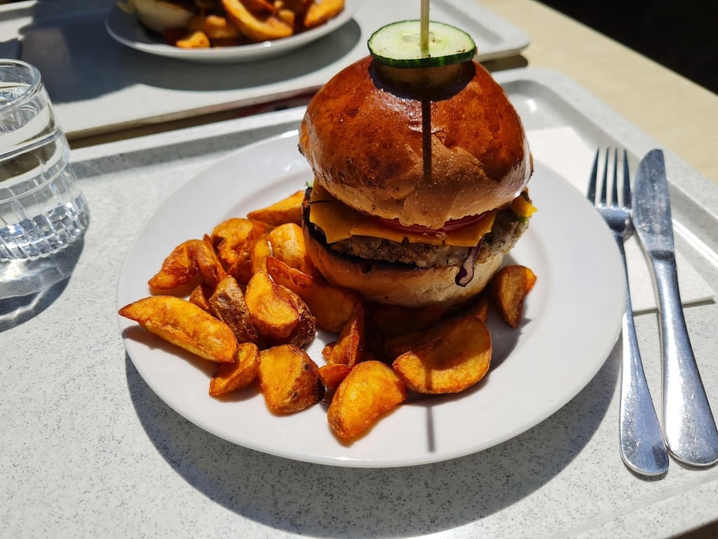 Atrium Bistro