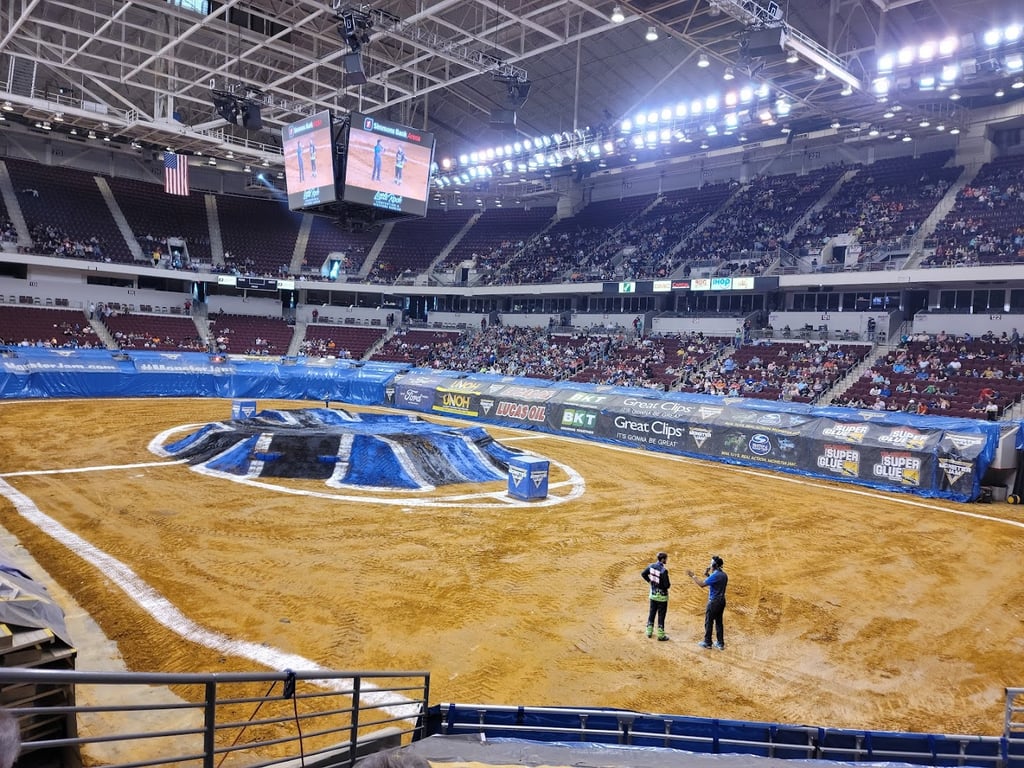Simmons Bank Arena