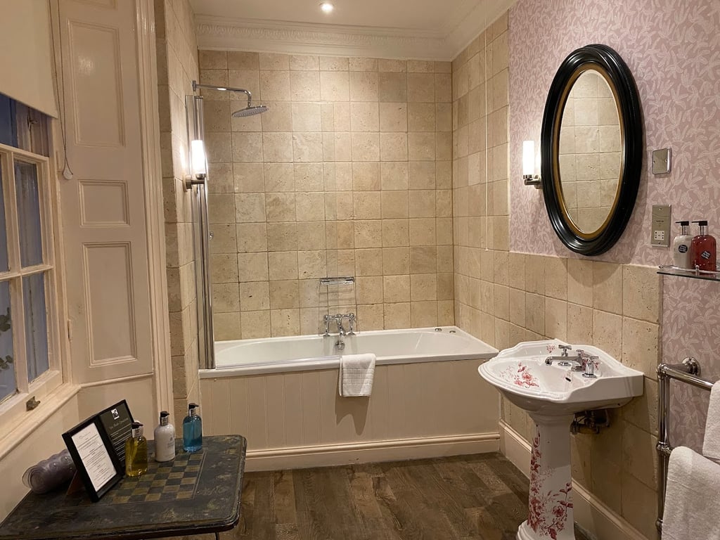 The Swan Hotel