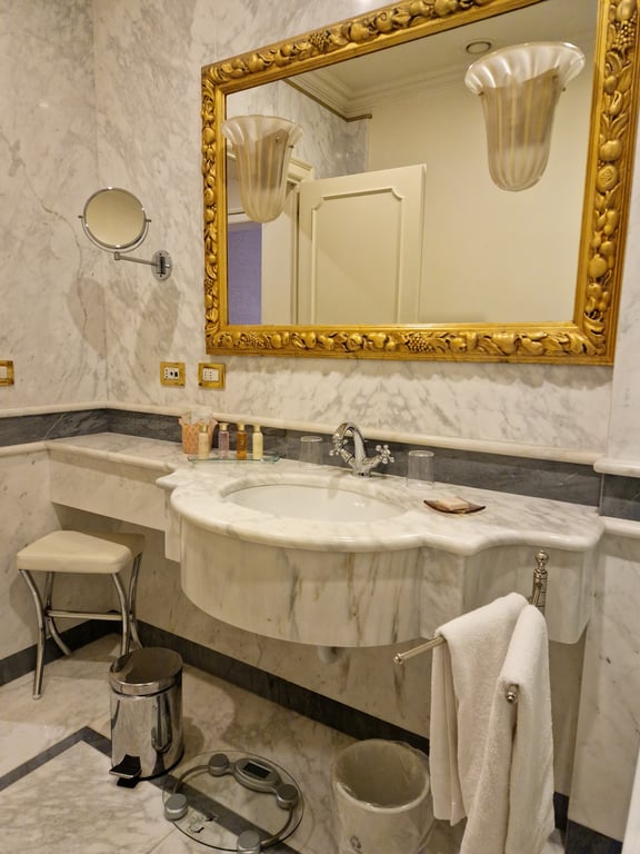 Ca' Sagredo Hotel