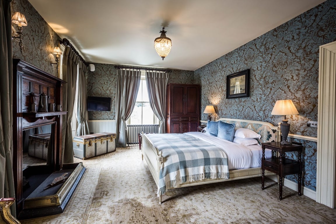 Ice House Hotel