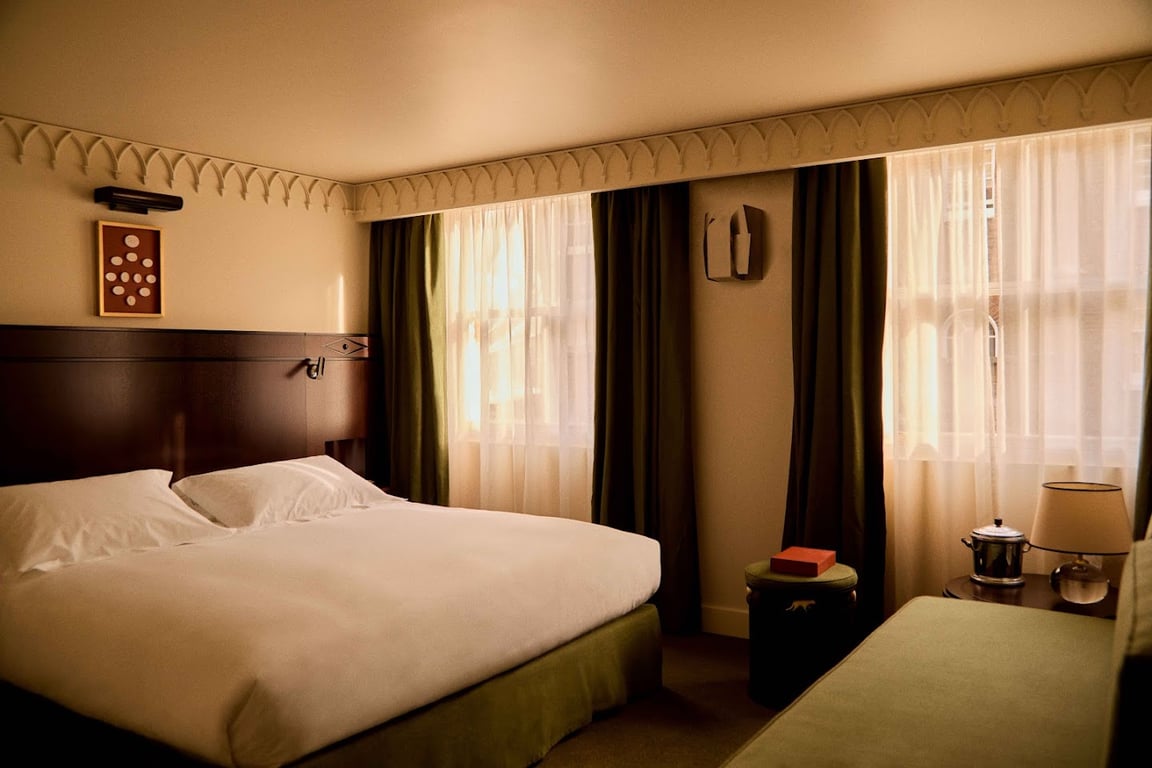 Grand Hotel Bellevue London