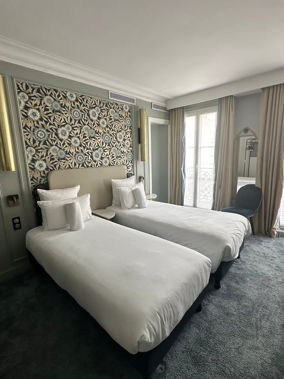 ELSA, Hôtel Paris