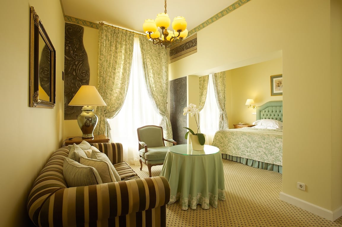 NARUTIS hotel