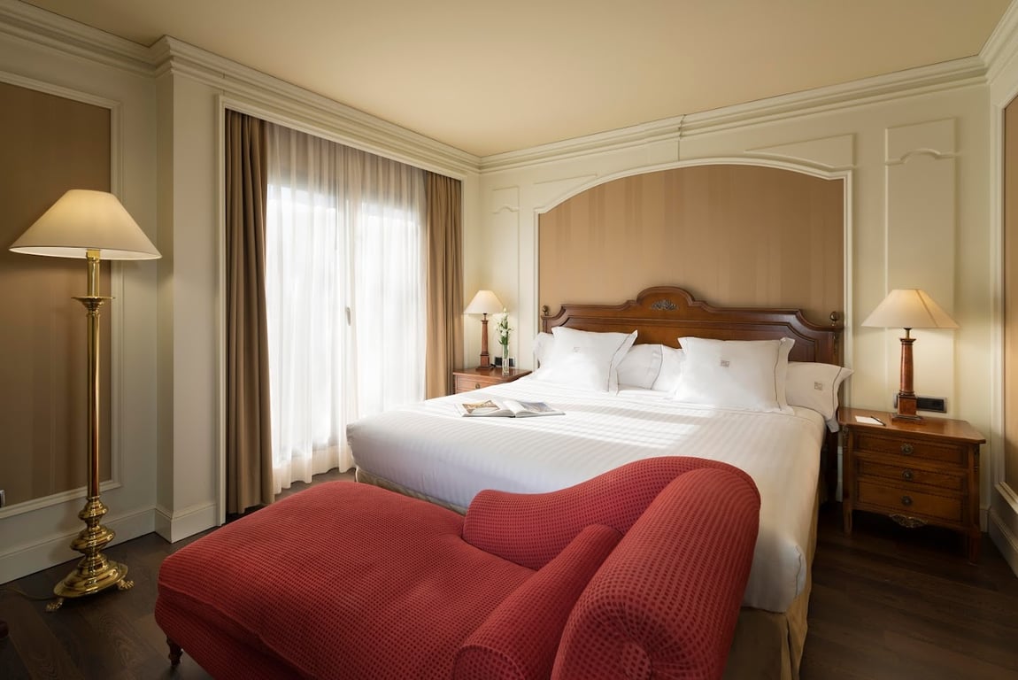 Hotel Sevilla Center