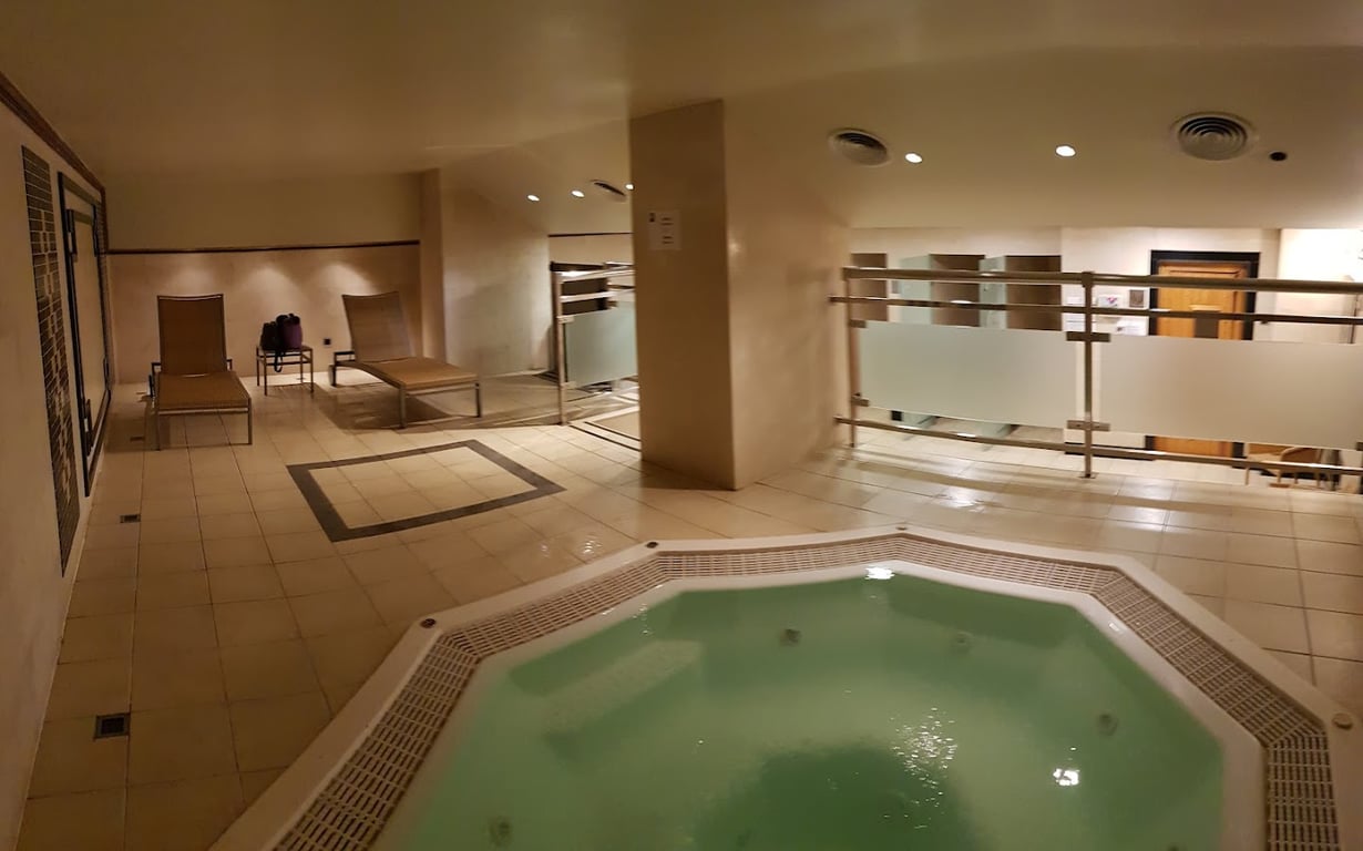 Hotel Sevilla Center