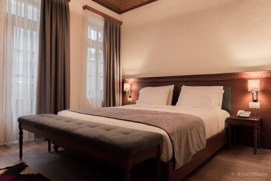 Hotel Argjiro