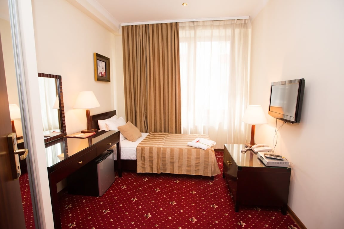 Jumbo Hotel