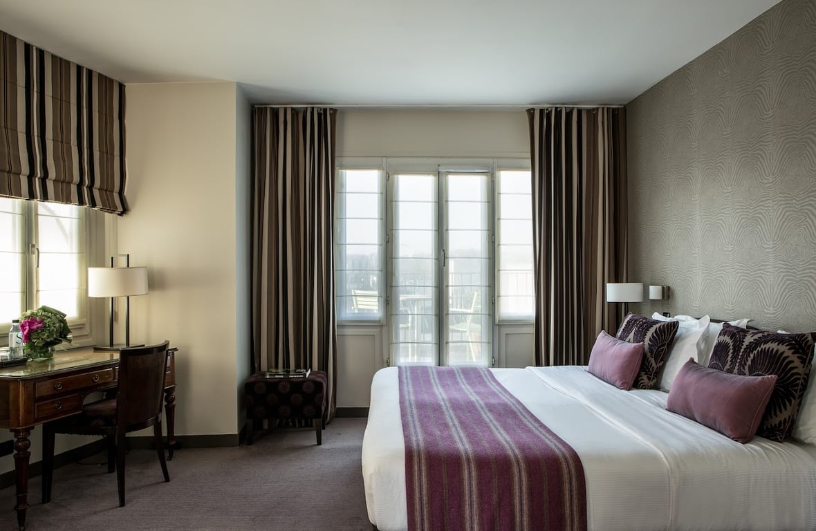 Hôtel Parc Saint-Séverin - Esprit de France