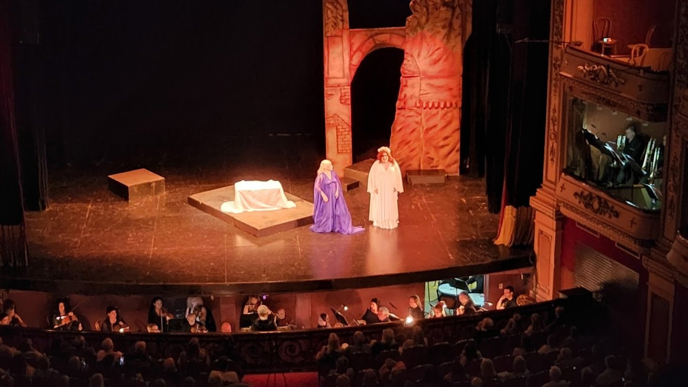 Teatro Avenida, Buenos Aires