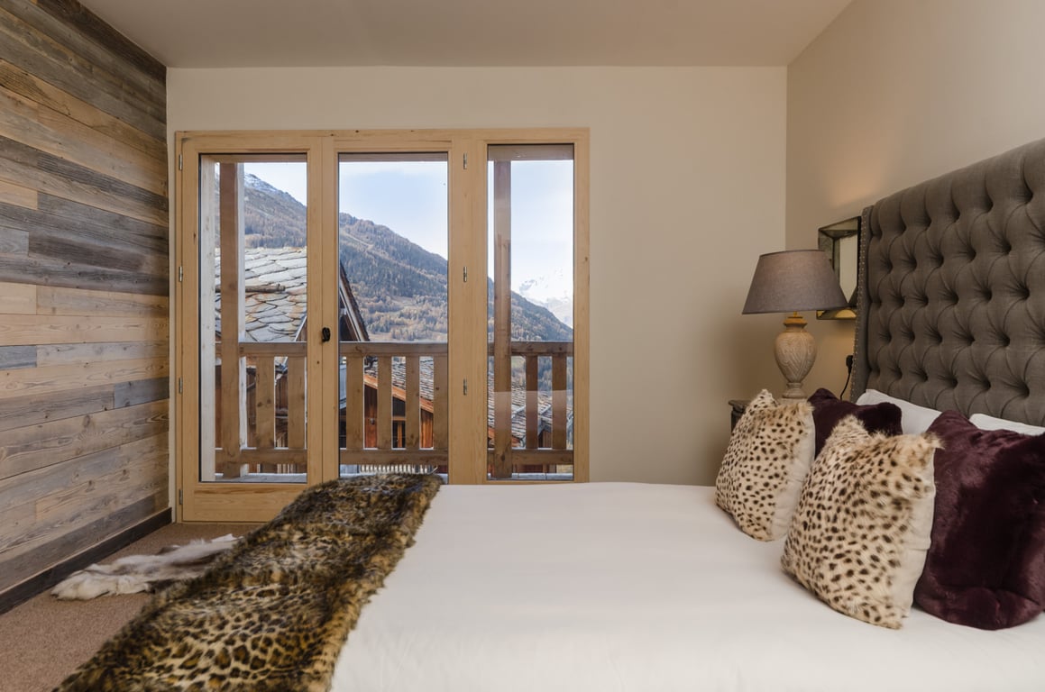 Black Diamond Lodge