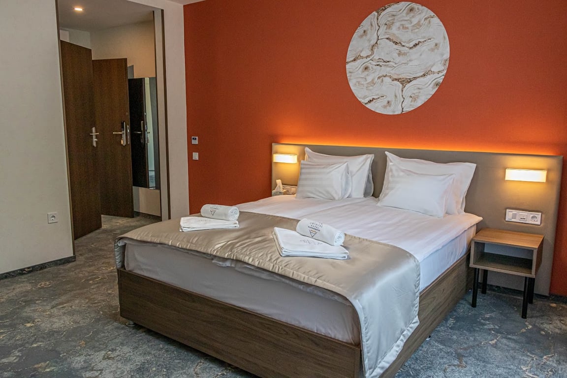 Hotel Crystal